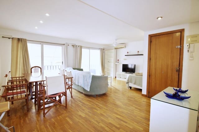 Piso de 4 habitaciones en Elche / Elx en venta - 130.000 € (Ref: 9896345)
