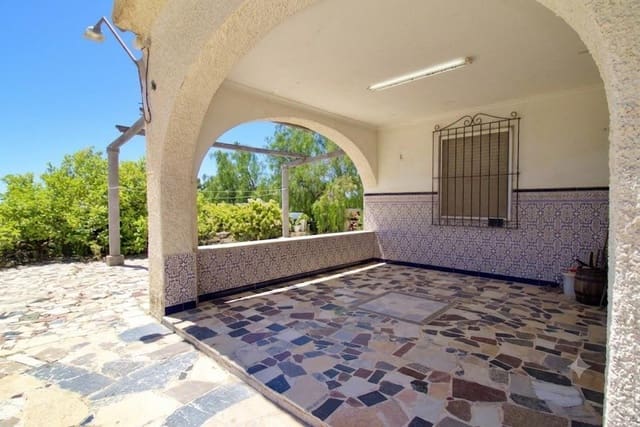 4 bedroom Villa for sale in Matola, Elche / Elx with garage - € 320,000 (Ref: 9896346)