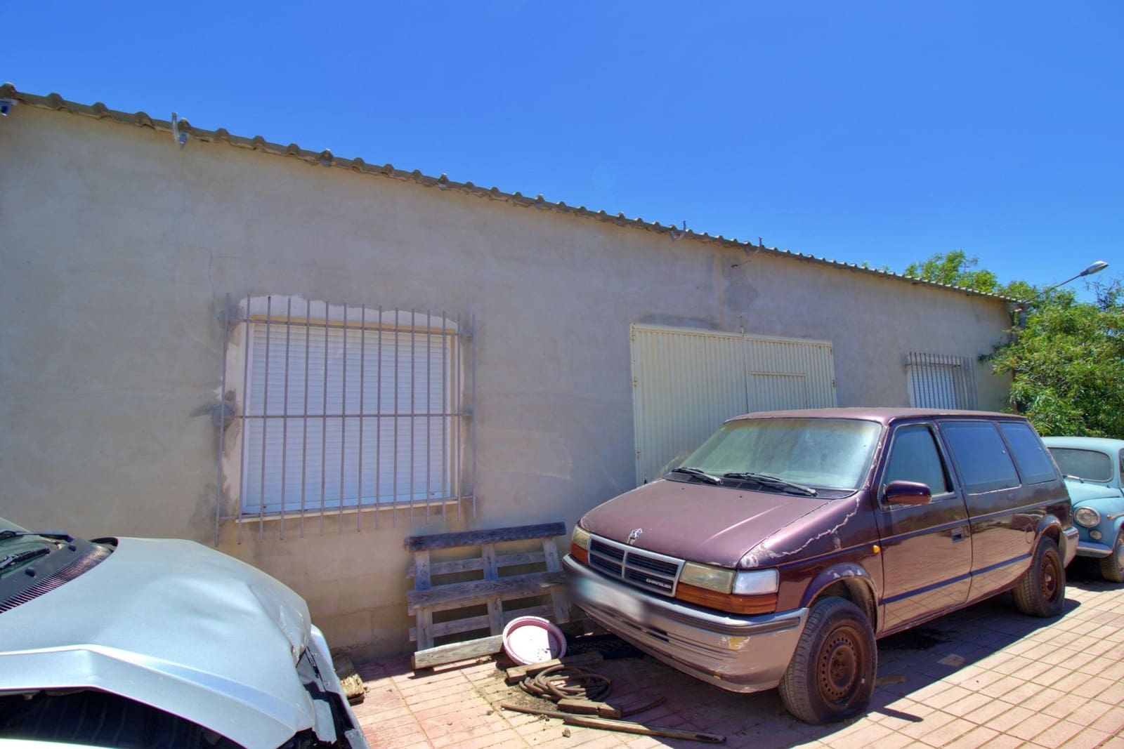 4 bedroom Villa for sale in Matola with garage - € 320,000 (Ref: 9896346)