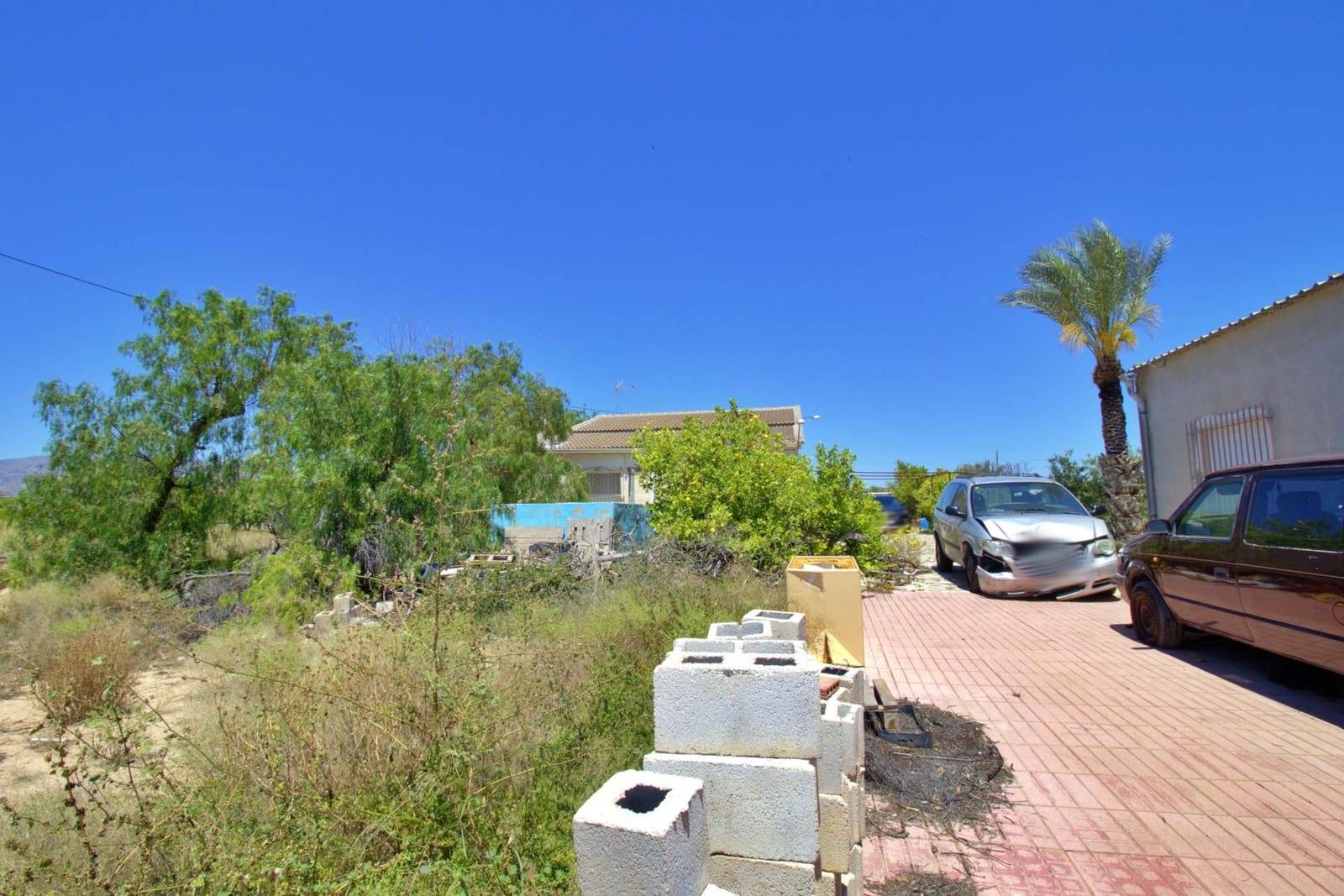 4 bedroom Villa for sale in Matola with garage - € 320,000 (Ref: 9896346)