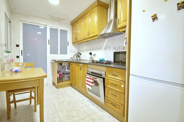 3 sypialnia Apartament na sprzedaż w Elche / Elx - 132 000 € (Ref: 9896347)