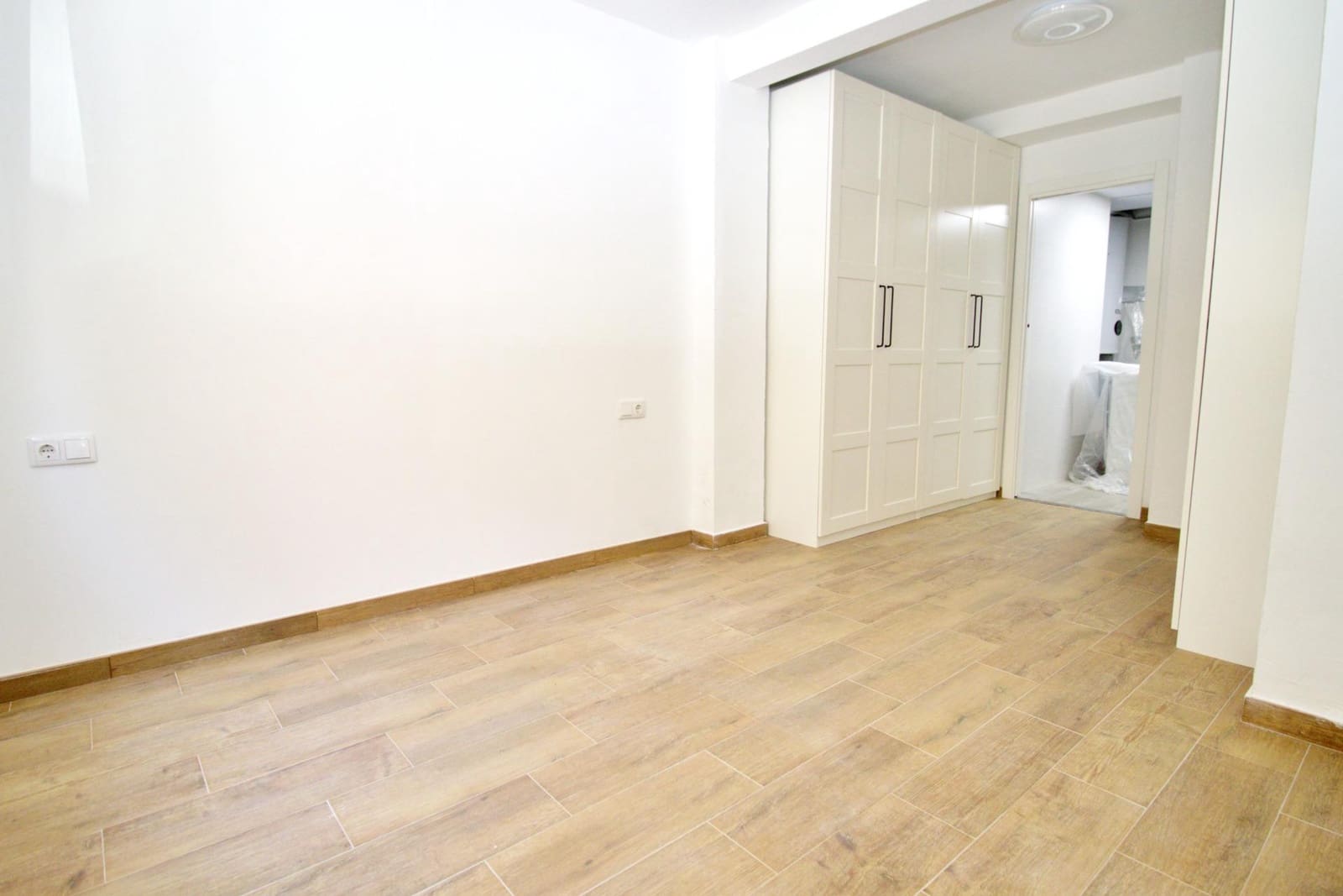 Apartamento de 1 habitación en Elche / Elx en venta - 143.000 € (Ref: 9898693)