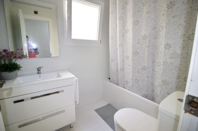 3 quarto Apartamento para venda em Elche / Elx - 220 000 € (Ref: 9903934)