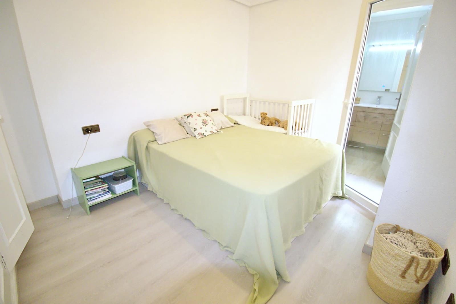 3 quarto Apartamento para venda em Elche / Elx - 220 000 € (Ref: 9903934)