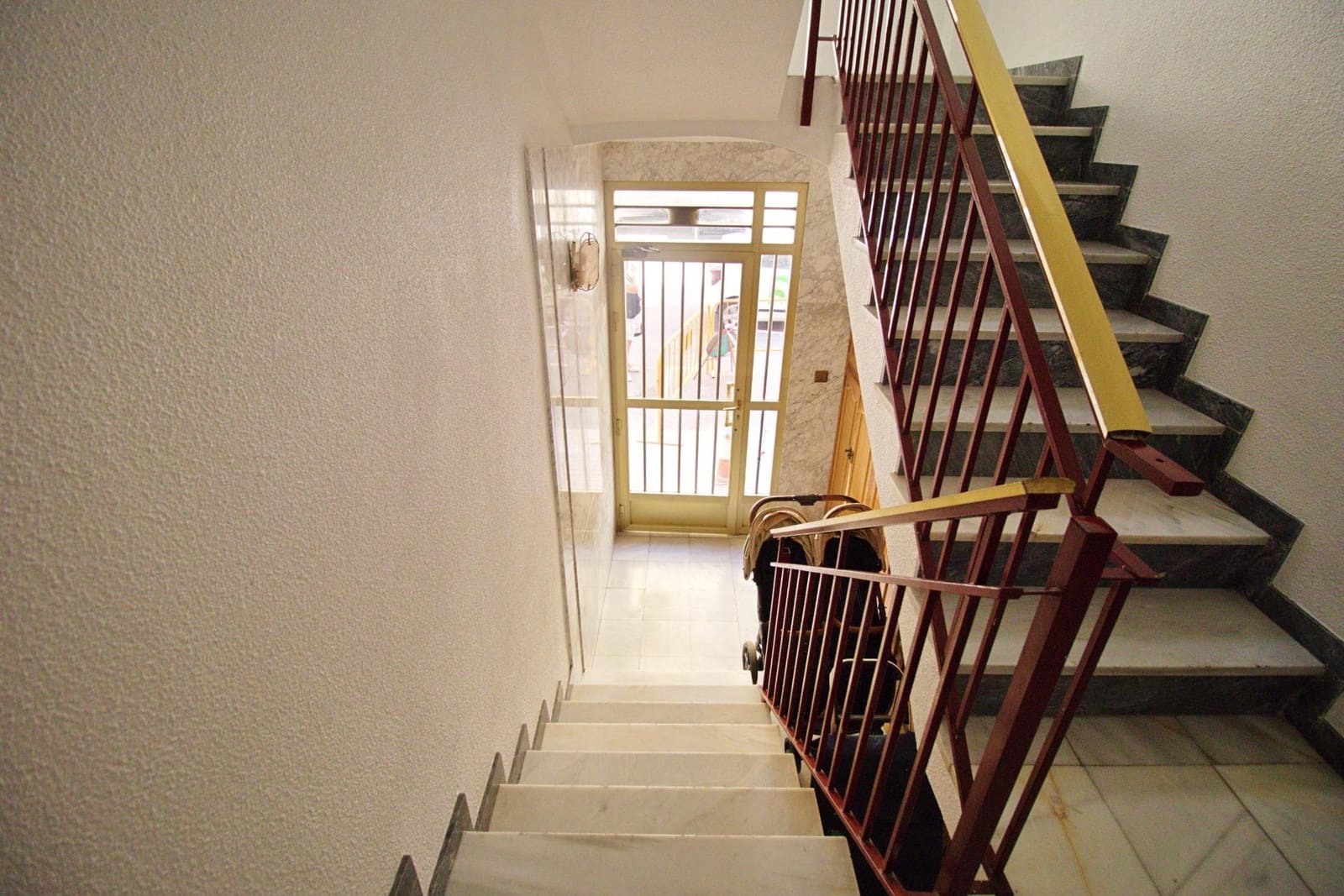 3 quarto Apartamento para venda em Elche / Elx - 220 000 € (Ref: 9903934)