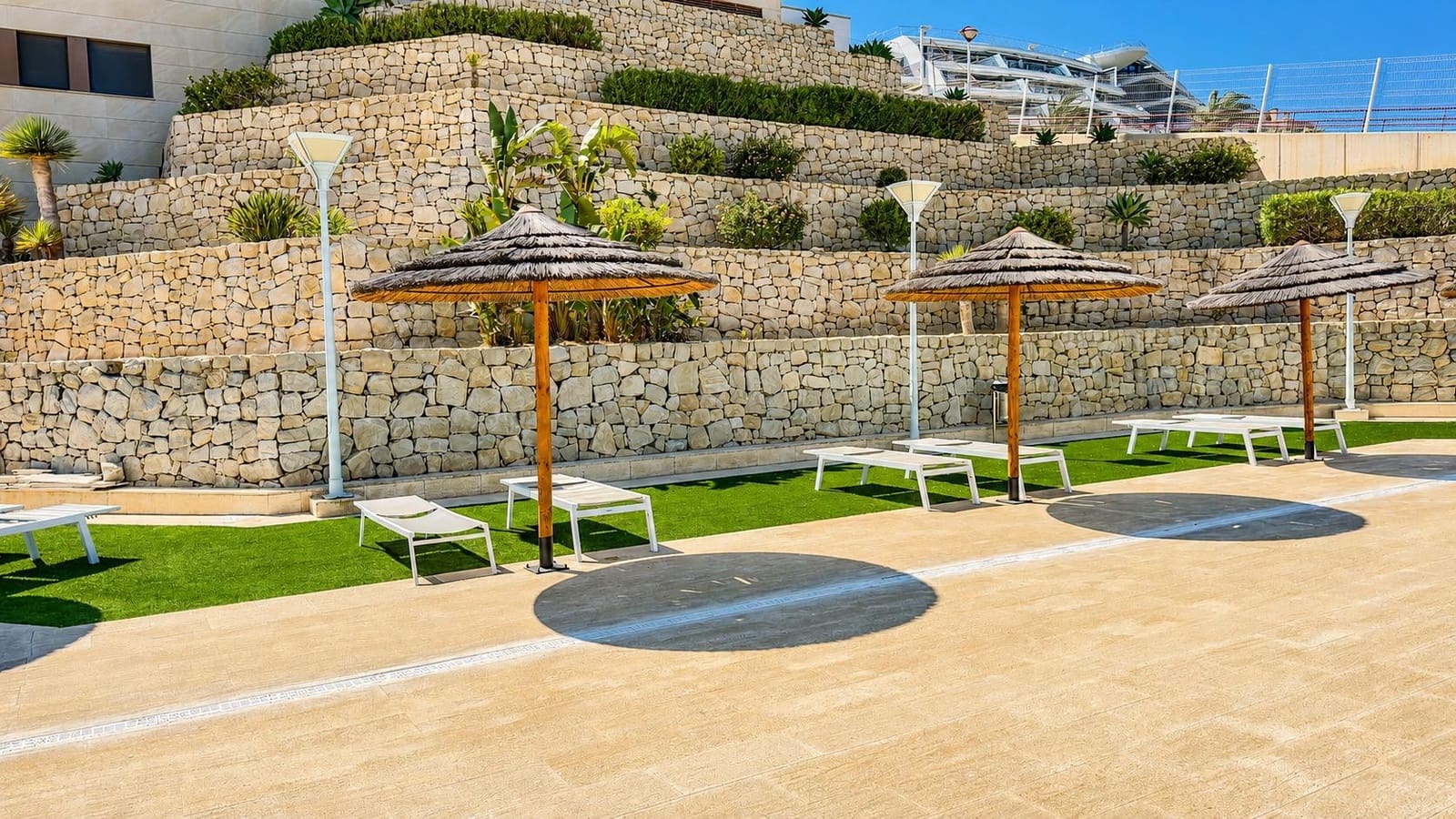 2 sovrum Takvåning till salu i Arenales del Sol med pool garage - 520 000 € (Ref: 9903935)