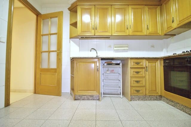3 soveværelse Lejlighed til salg i Elche / Elx - € 190.000 (Ref: 9954238)