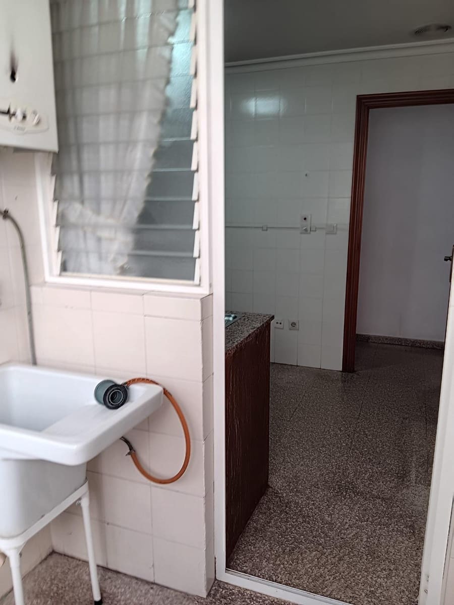 3 bedroom Penthouse for sale in Elche / Elx - € 164,000 (Ref: 9962707)