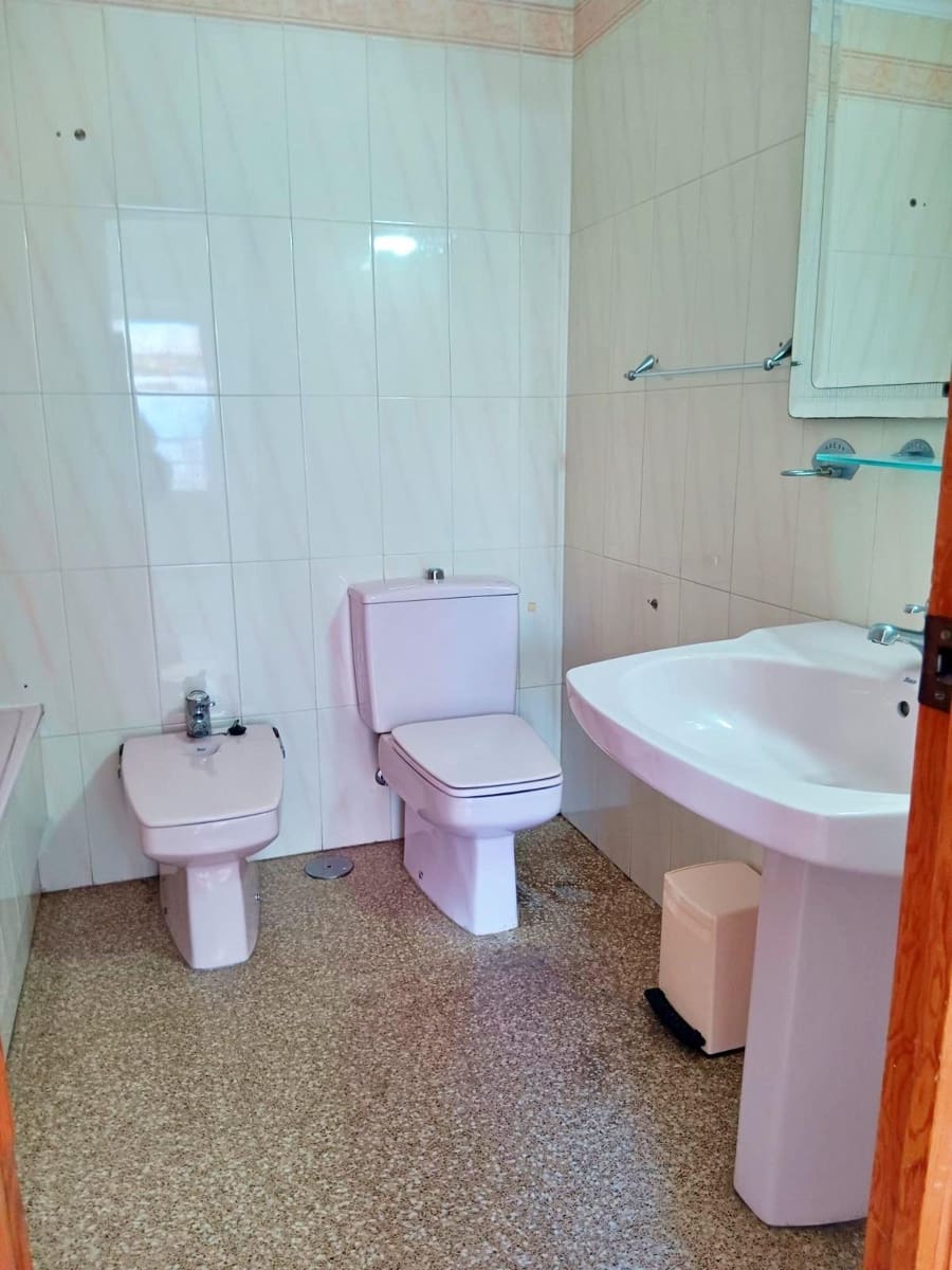 3 bedroom Penthouse for sale in Elche / Elx - € 164,000 (Ref: 9962707)