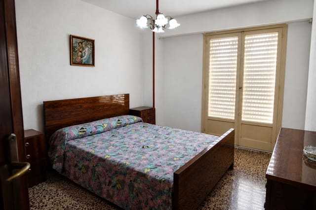 4 soverom Leilighet til salgs i Elche / Elx - € 179 000 (Ref: 9990732)