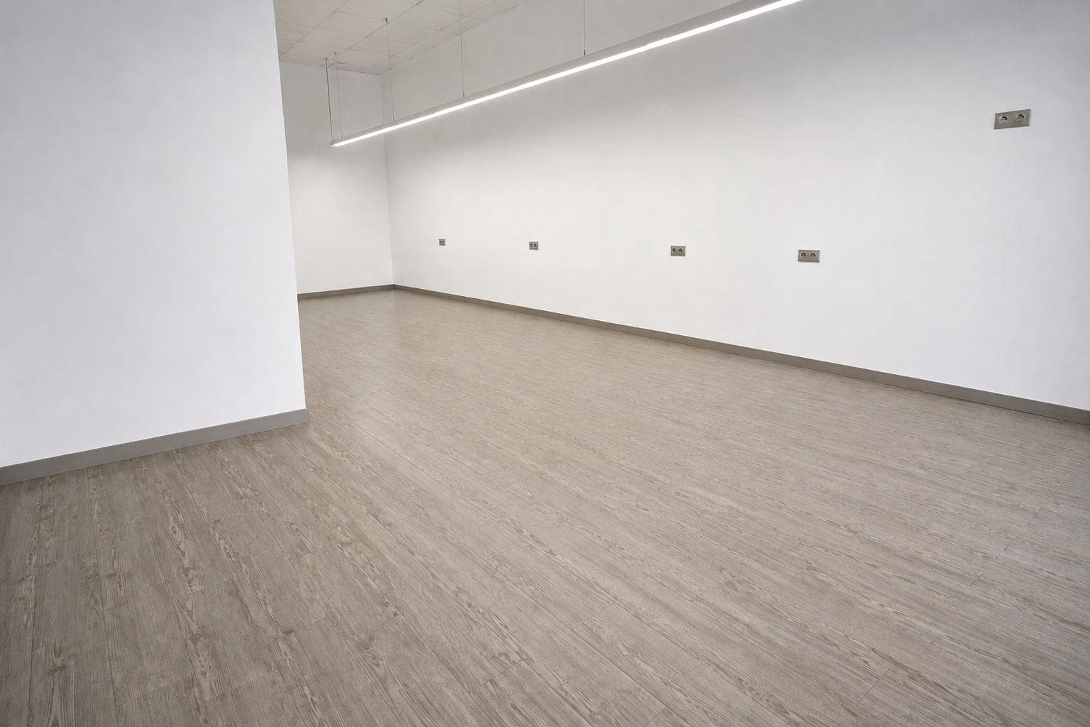 3 soverom Kommersiell til salgs i Elche / Elx - € 82 000 (Ref: 9990733)