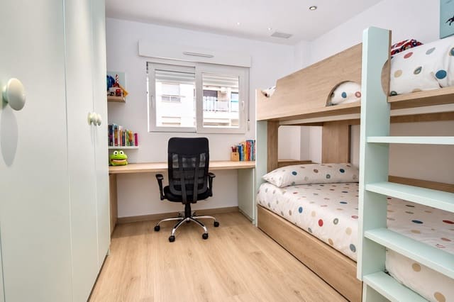 2 slaapkamer Flat te koop in Elche / Elx met zwembad garage - € 258.000 (Ref: 9997133)