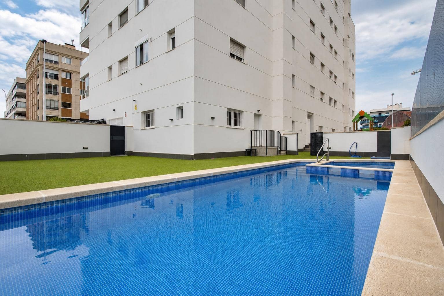 2 soveværelse Lejlighed til salg i Elche / Elx med swimmingpool garage - € 258.000 (Ref: 9997133)
