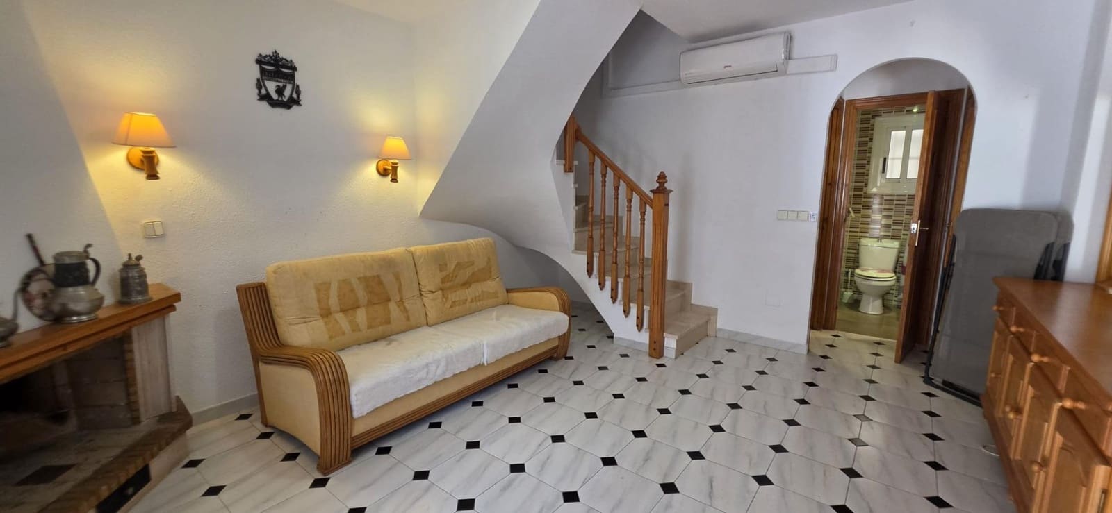 3 makuuhuone Huoneisto myytävänä paikassa Torrevieja mukana uima-altaan - 124 900 € (Ref: 10022629)
