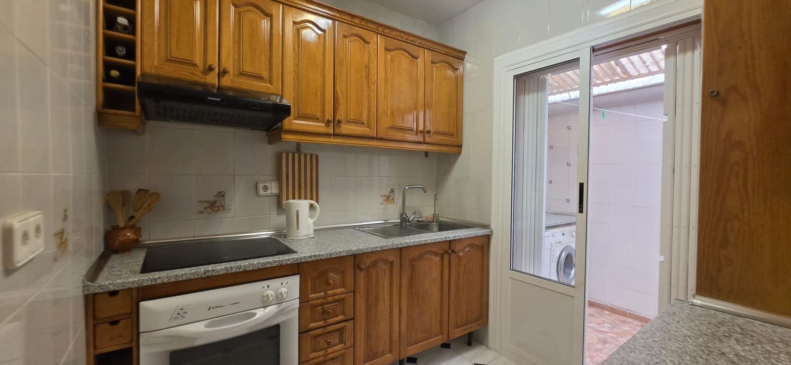 3 makuuhuone Huoneisto myytävänä paikassa Torrevieja mukana uima-altaan - 124 900 € (Ref: 10022629)