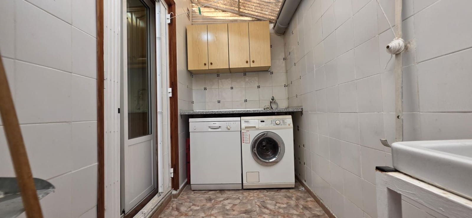 3 makuuhuone Huoneisto myytävänä paikassa Torrevieja mukana uima-altaan - 124 900 € (Ref: 10022629)