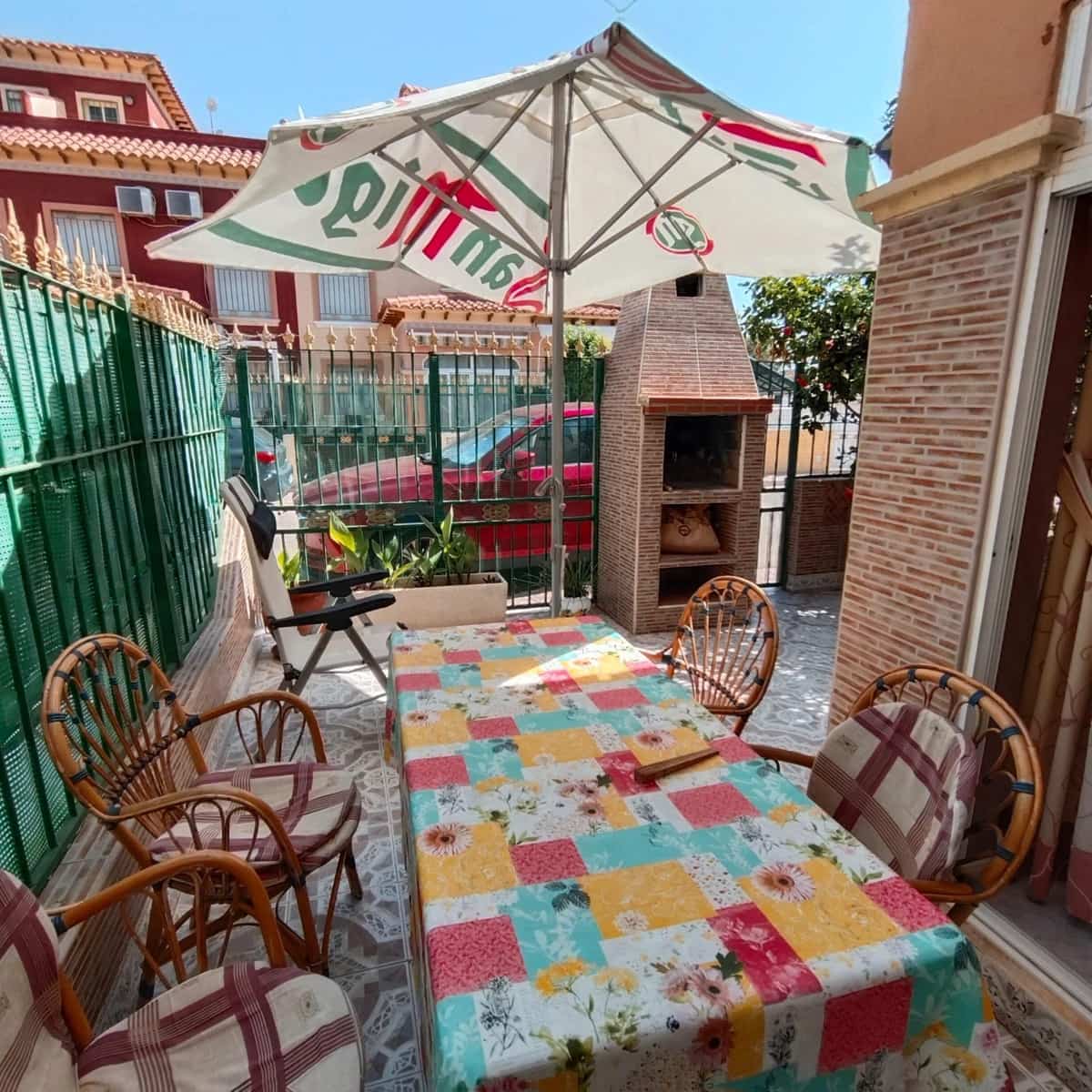 Apartamento de 3 habitaciones en Torrevieja en venta con piscina - 194.900 € (Ref: 10022630)