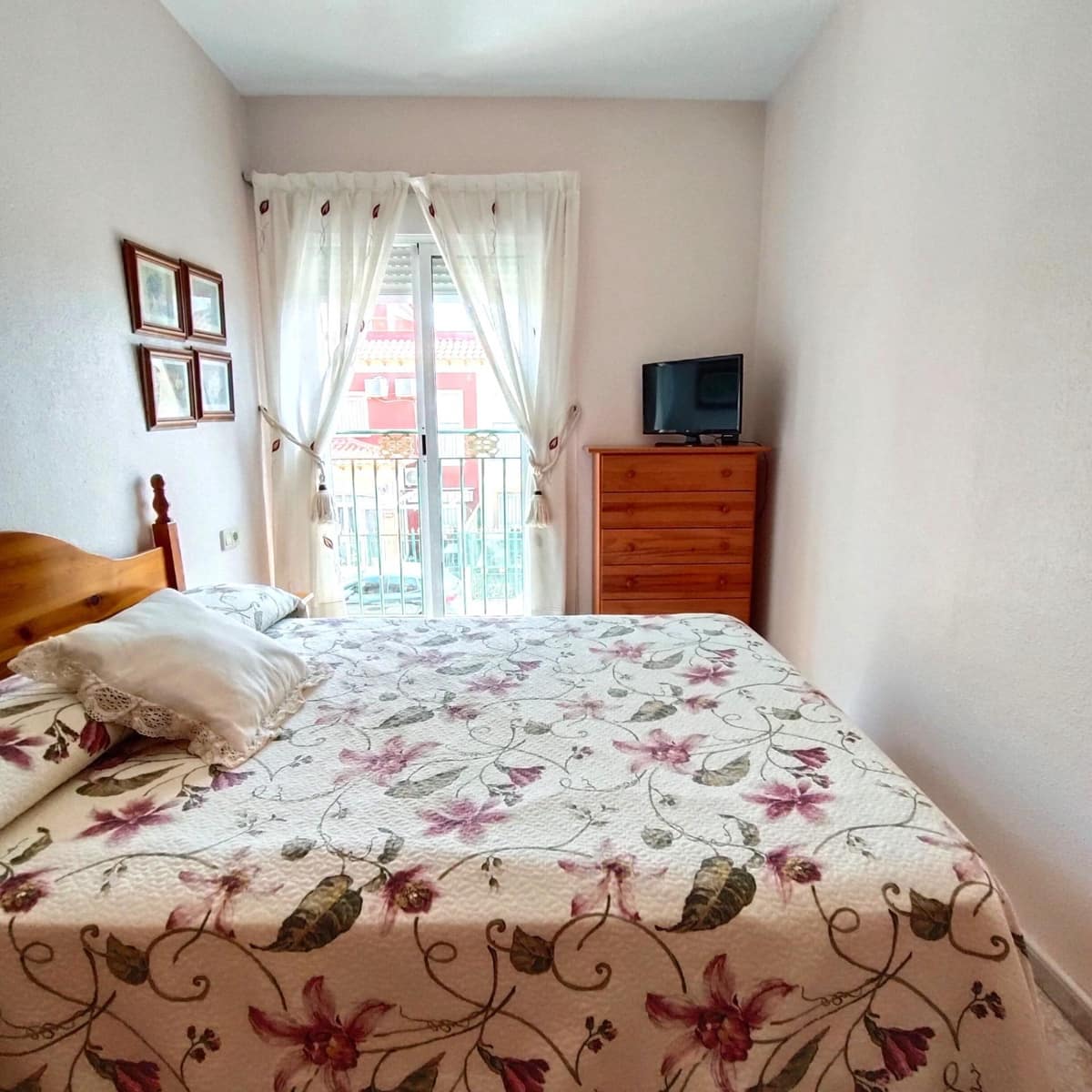 Apartamento de 3 habitaciones en Torrevieja en venta con piscina - 194.900 € (Ref: 10022630)