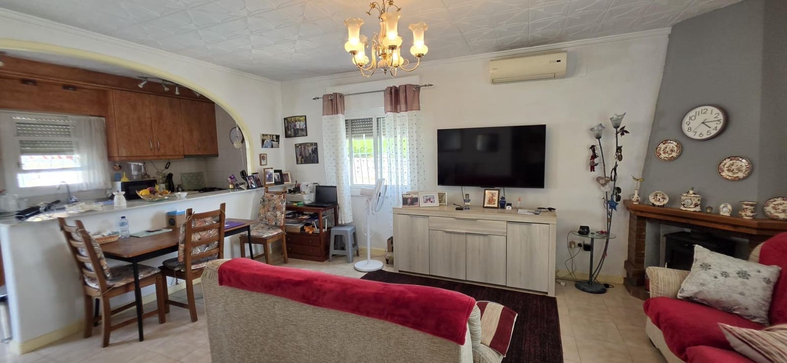 Chalet de 3 habitaciones en San Luis en venta con piscina - 294.900 € (Ref: 10035549)