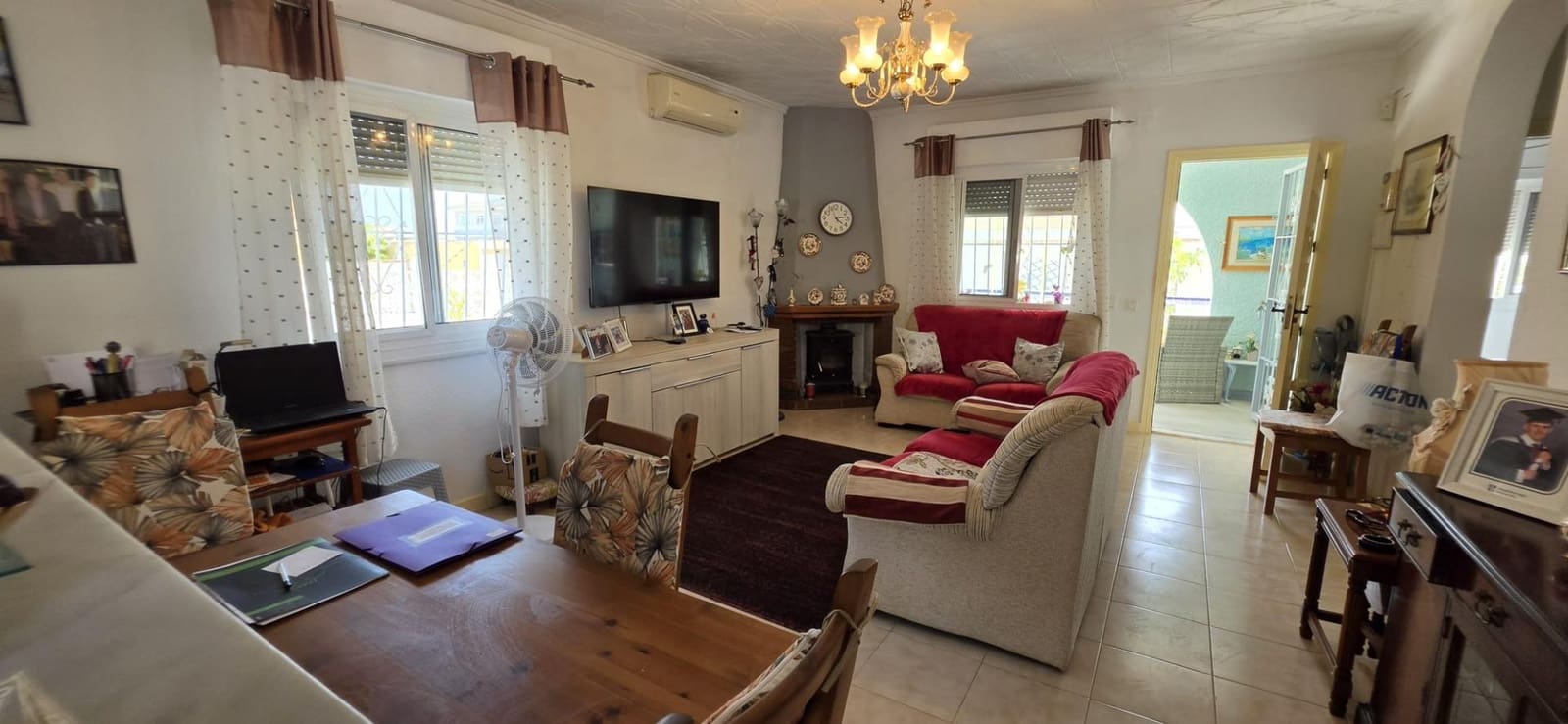 Chalet de 3 habitaciones en San Luis en venta con piscina - 294.900 € (Ref: 10035549)