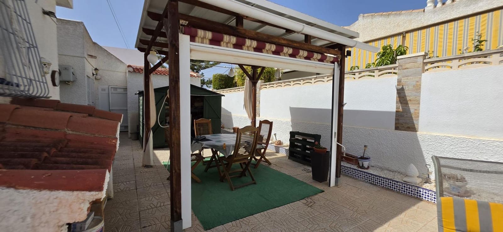 Chalet de 3 habitaciones en San Luis en venta con piscina - 294.900 € (Ref: 10035549)