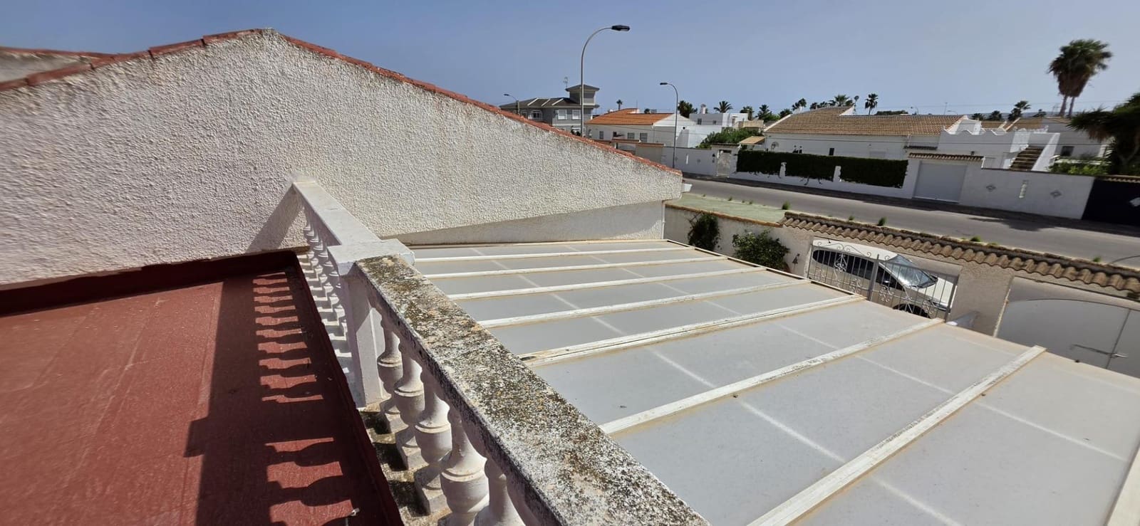 Chalet de 3 habitaciones en San Luis en venta con piscina - 294.900 € (Ref: 10035549)