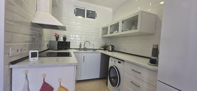 3 makuuhuone Huvila myytävänä paikassa El Chaparral - La Siesta - La Torreta, Torrevieja mukana uima-altaan - 349 000 € (Ref: 10078284)