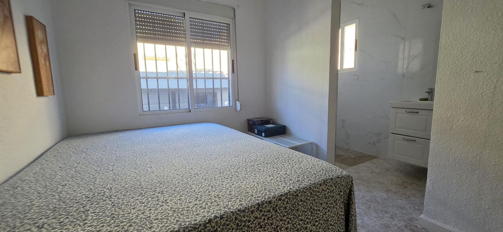 3 makuuhuone Huvila myytävänä paikassa Torrevieja mukana uima-altaan - 349 000 € (Ref: 10078284)