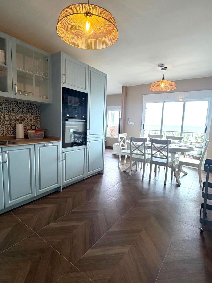 3 chambre Appartement à vendre à Torrevieja avec piscine - 375 000 € (Ref: 10078285)