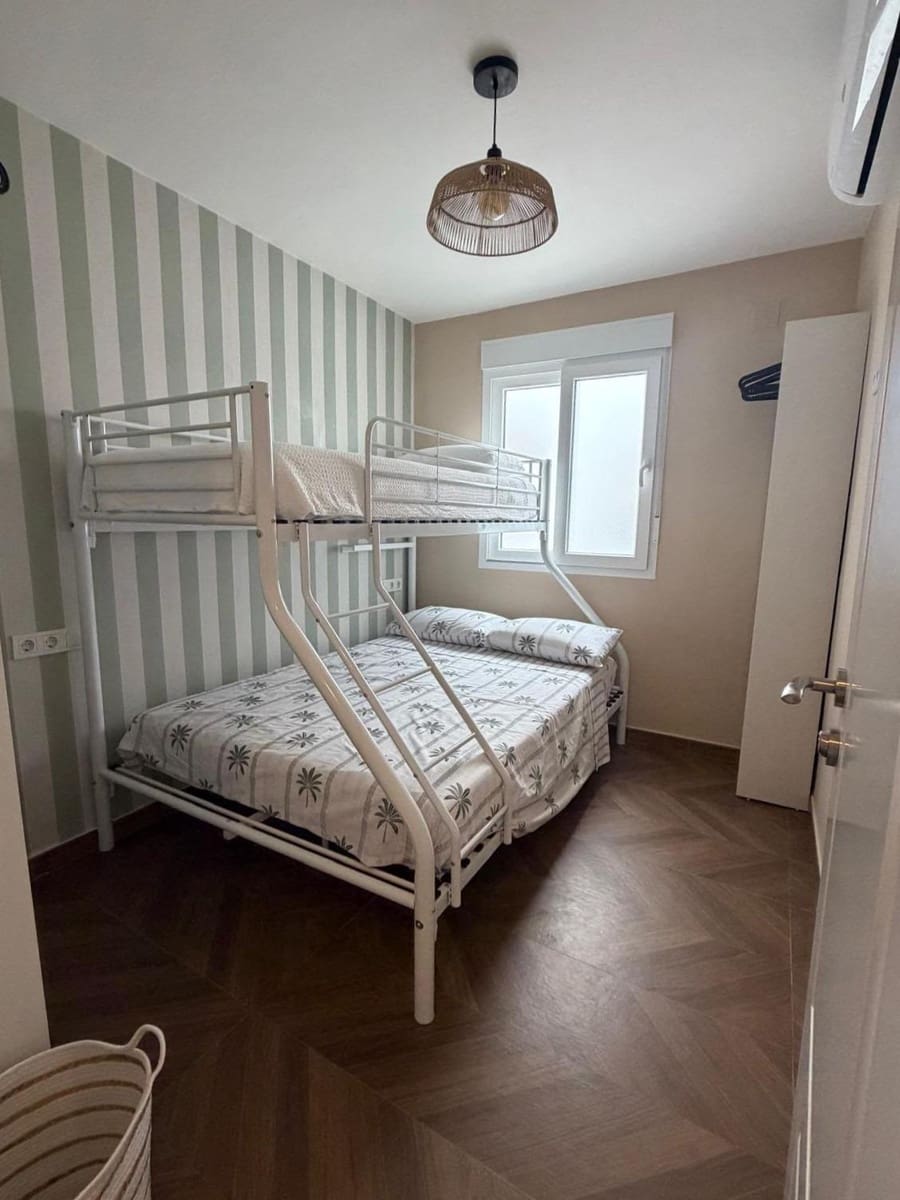3 chambre Appartement à vendre à Torrevieja avec piscine - 375 000 € (Ref: 10078285)