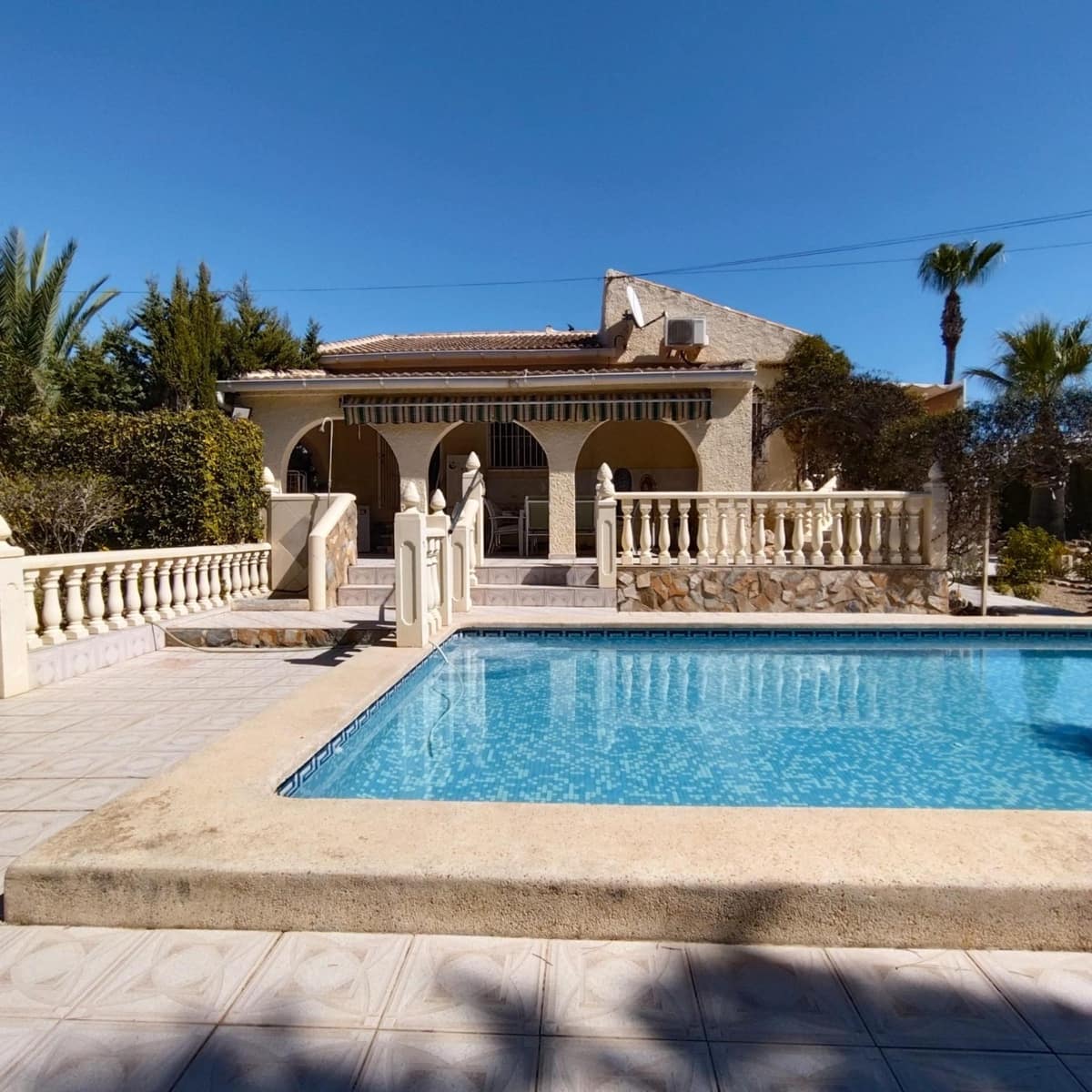 4 slaapkamer Villa te koop in La Siesta met zwembad garage - € 519.000 (Ref: 10081132)