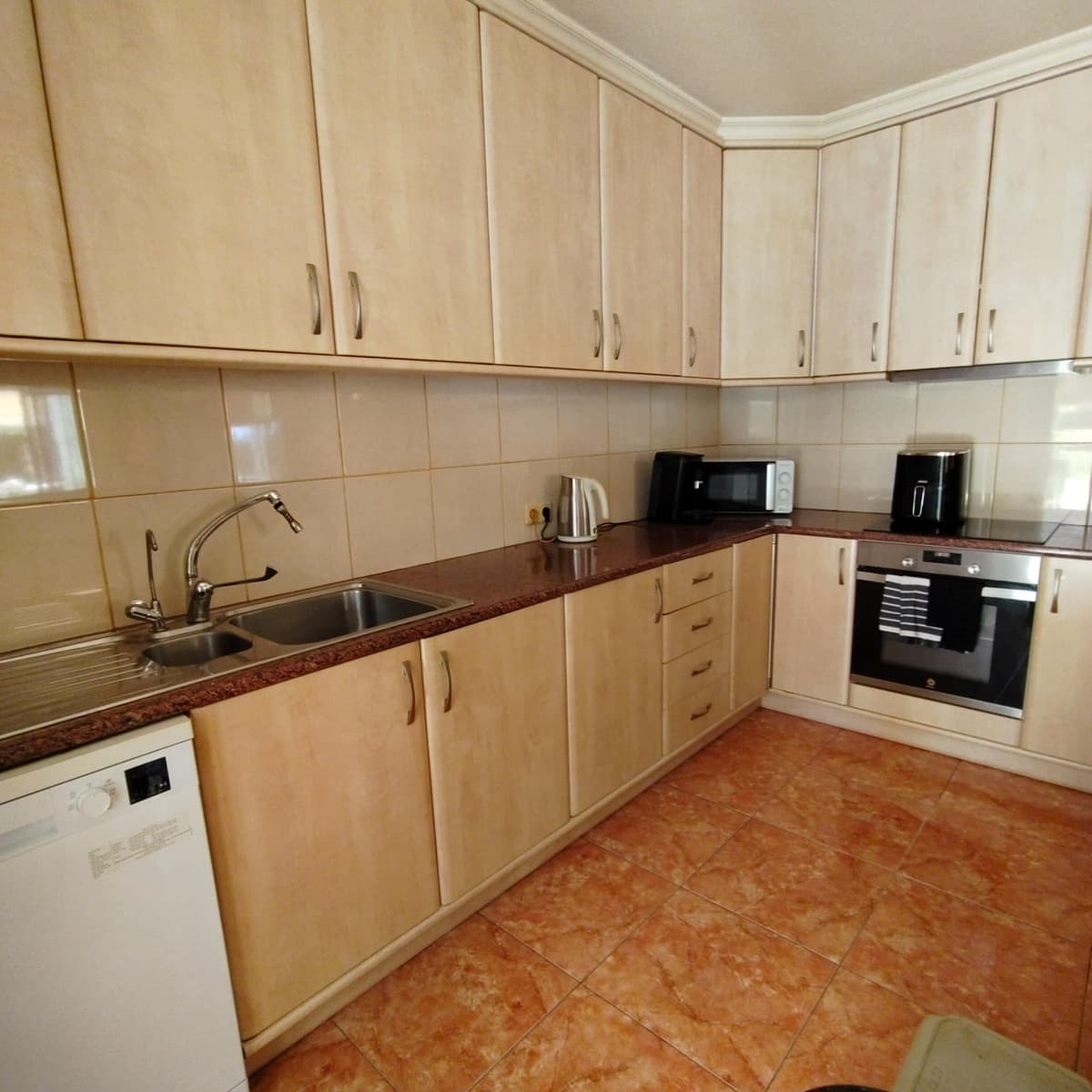4 slaapkamer Villa te koop in La Siesta met zwembad garage - € 519.000 (Ref: 10081132)