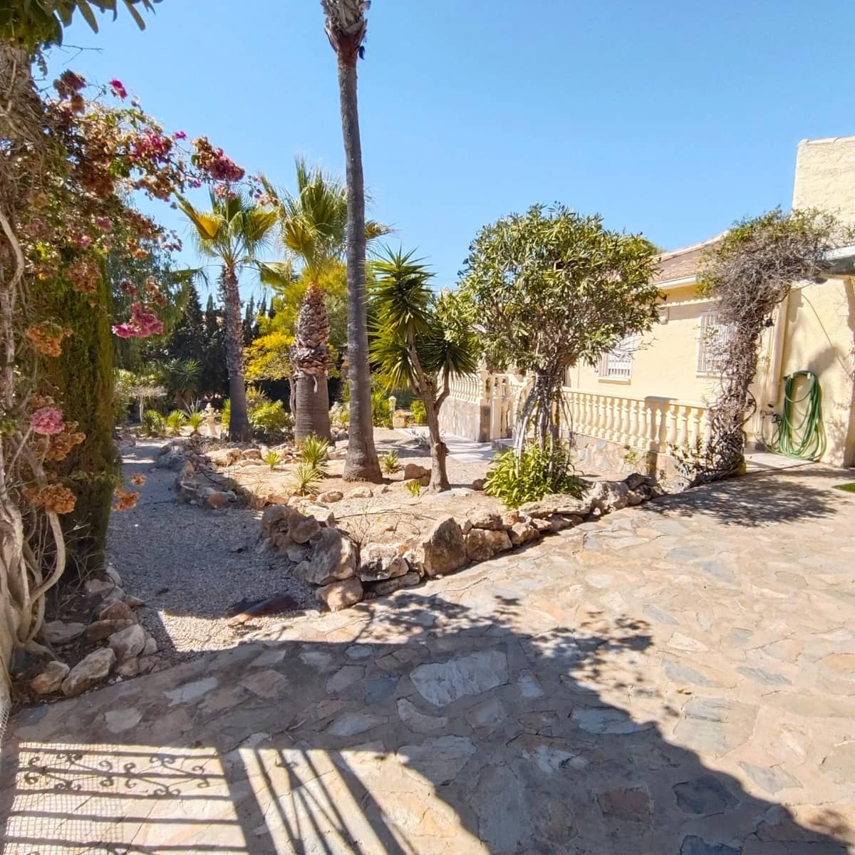 4 slaapkamer Villa te koop in La Siesta met zwembad garage - € 519.000 (Ref: 10081132)