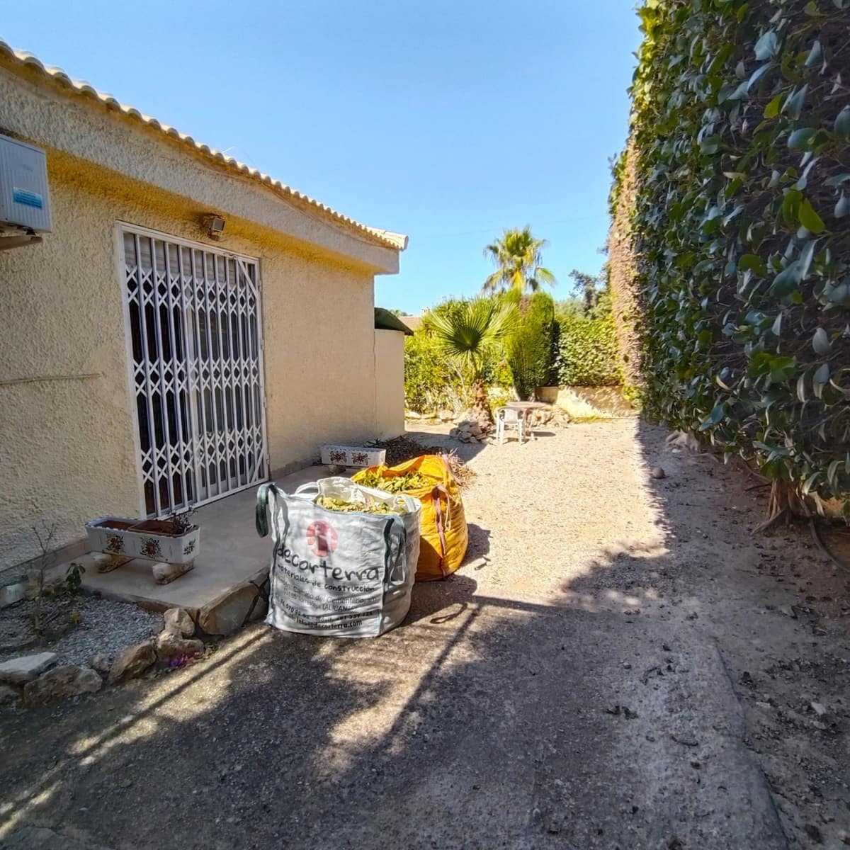 4 slaapkamer Villa te koop in La Siesta met zwembad garage - € 519.000 (Ref: 10081132)