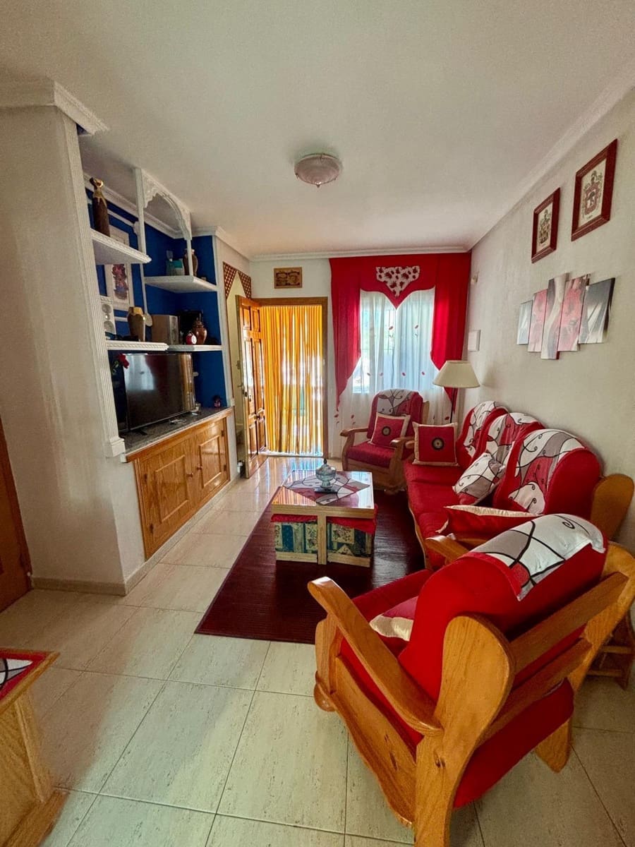 2 Zimmer Villa zu verkaufen in Torrevieja mit Pool - 269.000 € (Ref: 10086419)