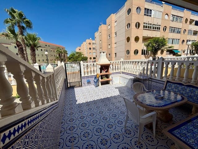 2 sypialnia Willa na sprzedaż w El Chaparral - La Siesta - La Torreta, Torrevieja z basenem - 269 000 € (Ref: 10086419)