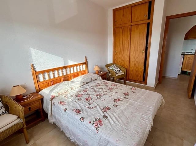 1 sovrum Bungalow till salu i Torrevieja med pool - 99 900 € (Ref: 10115835)