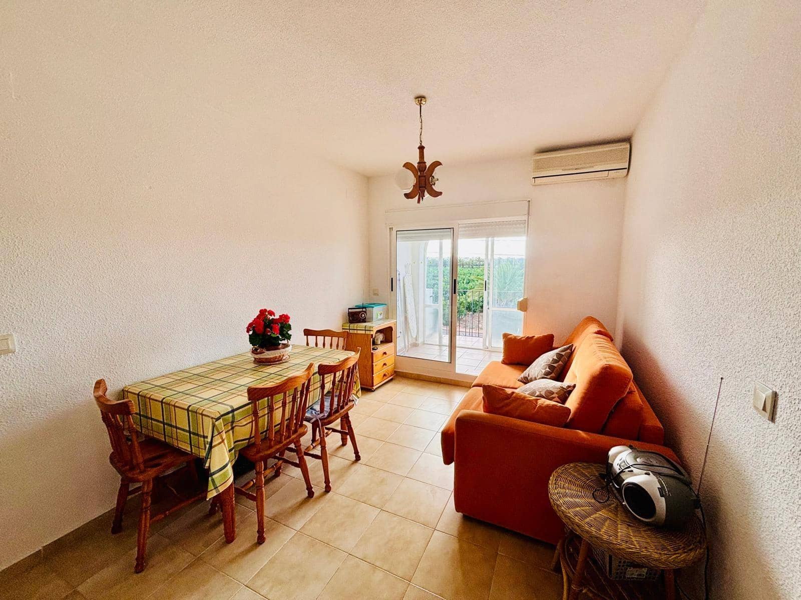 1 sovrum Bungalow till salu i Torrevieja med pool - 99 900 € (Ref: 10115835)