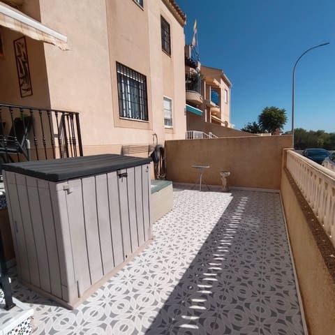 2 chambre Bungalow à vendre à San Luis, Torrevieja avec piscine - 139 900 € (Ref: 10115836)