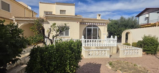 2 chambre Villa/Maison à vendre à El Chaparral - La Siesta - La Torreta, Torrevieja avec garage - 299 900 € (Ref: 10173871)