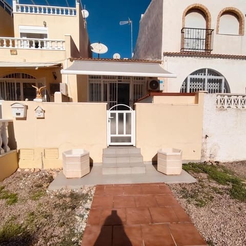 Bungalow de 1 habitación en La Siesta, Torrevieja en venta - 124.900 € (Ref: 10177404)