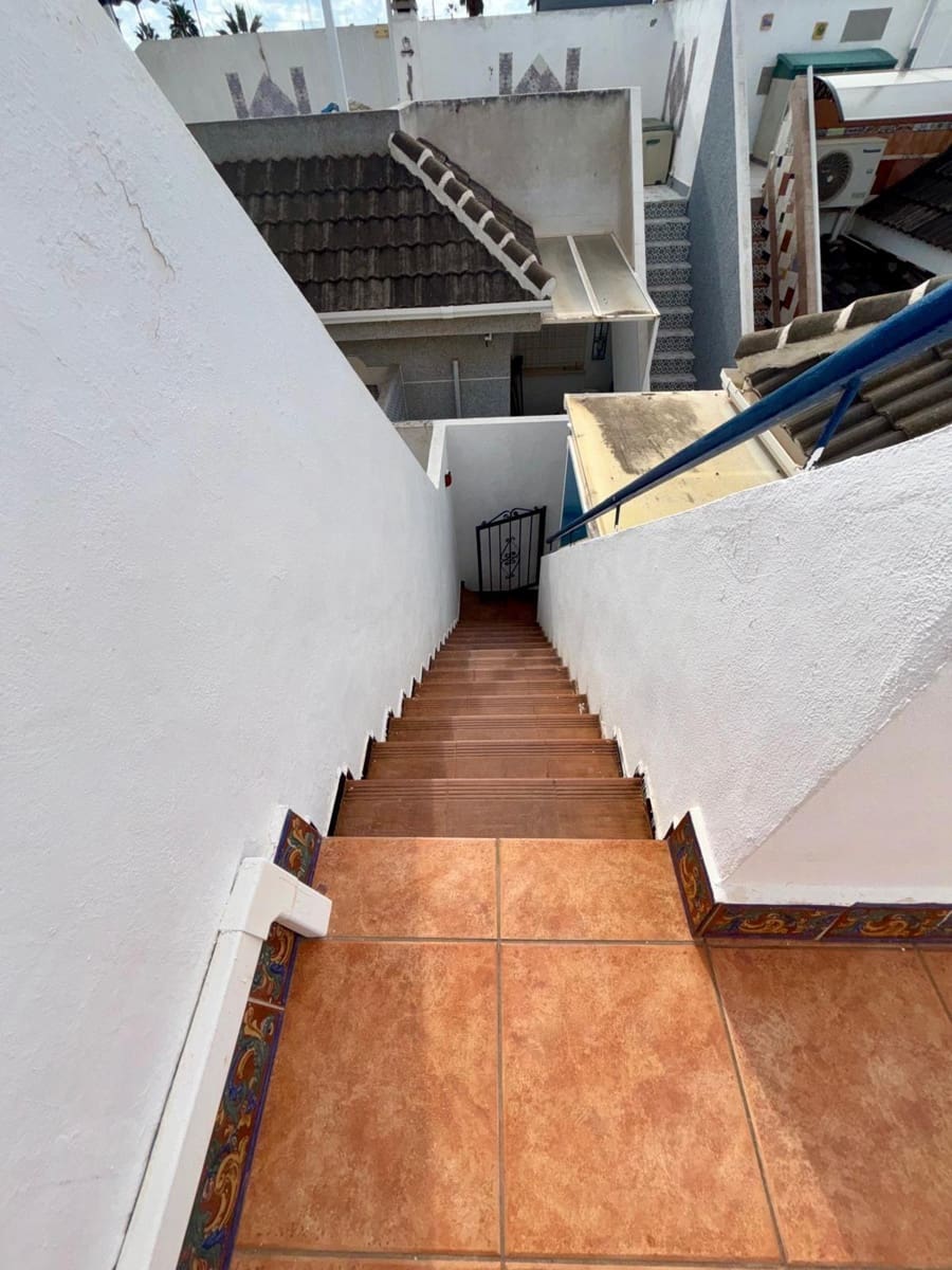 2 soverom Bungalow til salgs i Torrevieja med garasje - € 149 900 (Ref: 10183091)