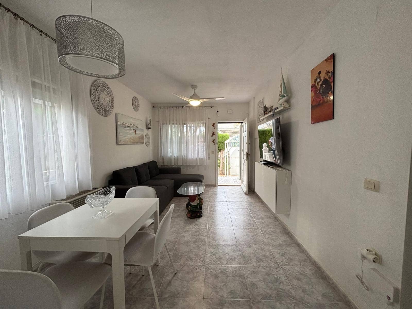 2 soverom Bungalow til salgs i Torrevieja med garasje - € 149 900 (Ref: 10183091)