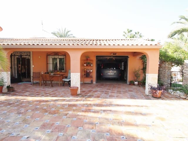 4 soveværelse Villa til salg i San Luis, Torrevieja med swimmingpool garage - € 849.900 (Ref: 3713370)