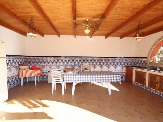 4 soveværelse Villa til salg i San Luis, Torrevieja med swimmingpool garage - € 849.900 (Ref: 3713370)