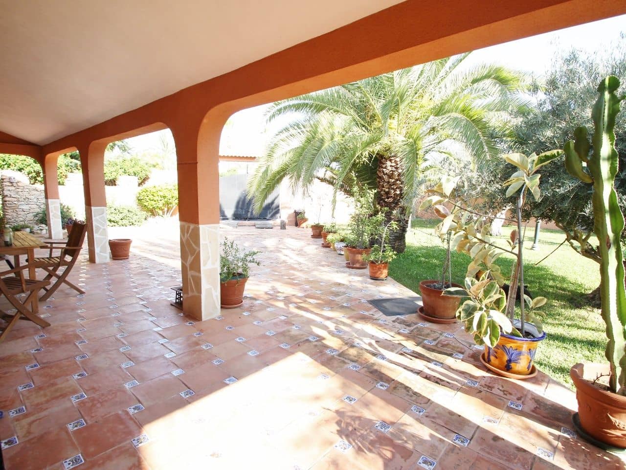 4 soveværelse Villa til salg i San Luis med swimmingpool garage - € 849.900 (Ref: 3713370)