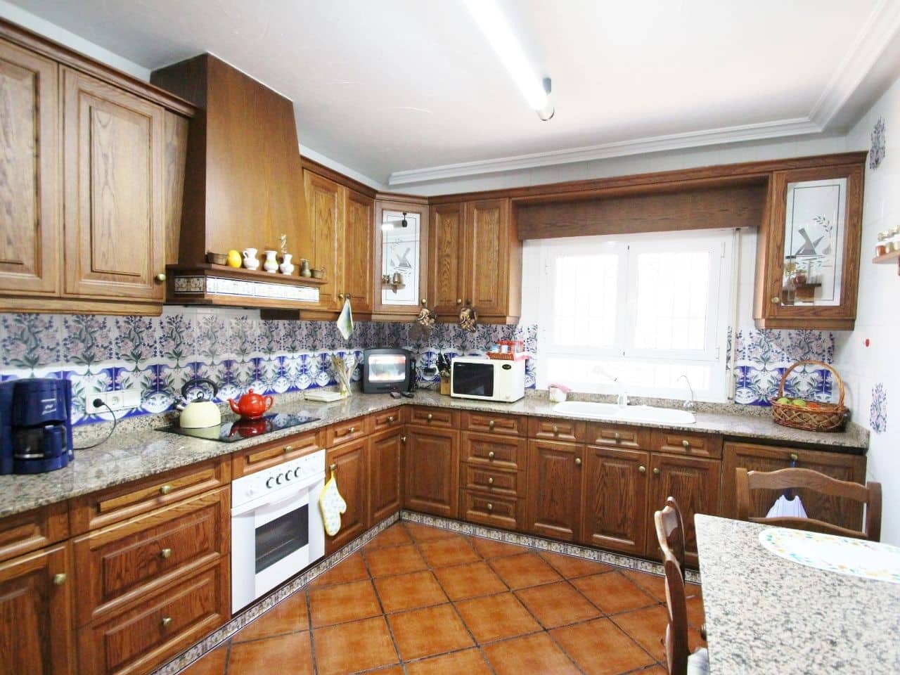 4 soveværelse Villa til salg i San Luis med swimmingpool garage - € 849.900 (Ref: 3713370)
