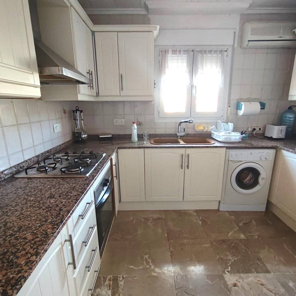 4 sypialnia Willa na sprzedaż w El Chaparral z basenem - 499 900 € (Ref: 3713371)