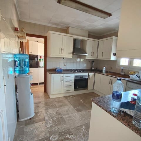 4 soveværelse Villa til salg i El Chaparral, Torrevieja med swimmingpool - € 499.900 (Ref: 3713371)