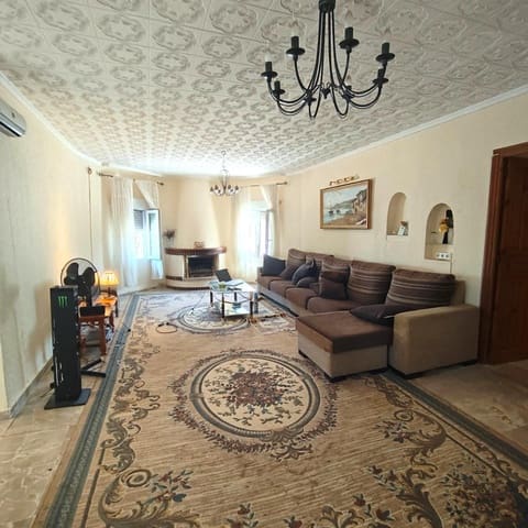 4 soveværelse Villa til salg i El Chaparral, Torrevieja med swimmingpool - € 499.900 (Ref: 3713371)